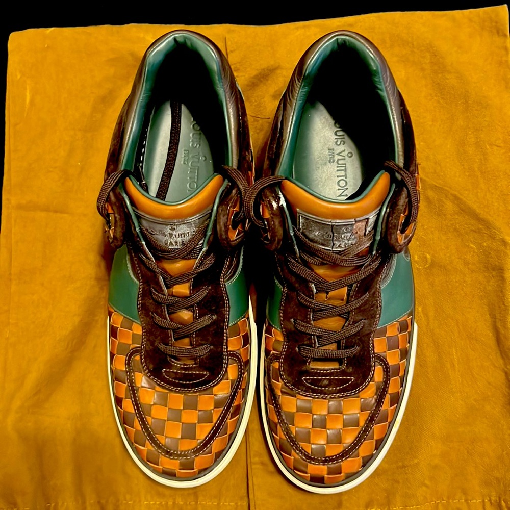 Louis Vuitton leather shoes